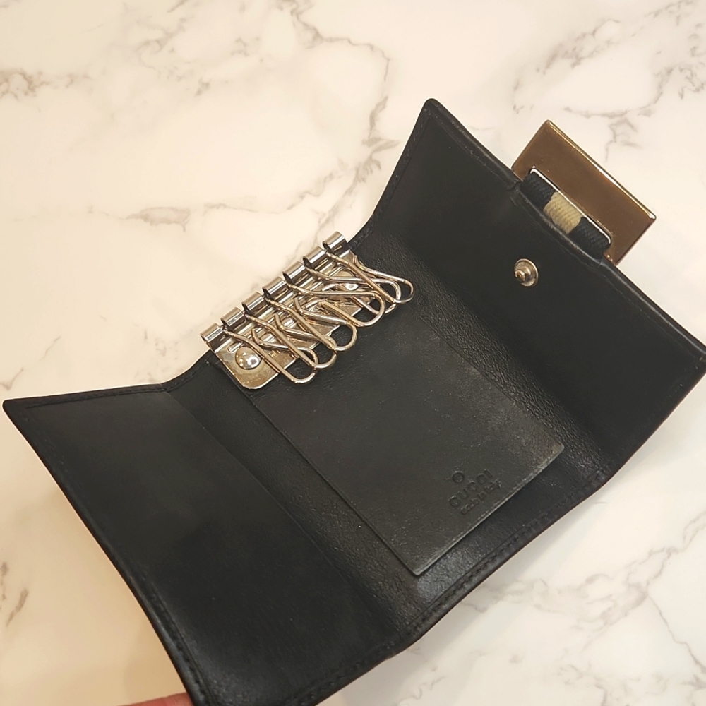 Authentic Gucci 6 Key Black Leather Case - Picture 7 of 11
